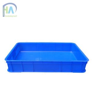 Thùng nhựa đặc cao 100 mm có nắp cao cấp, giá cực hấp dẫn